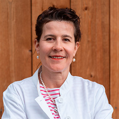 12791-dr-med-christina-petrakis-sze