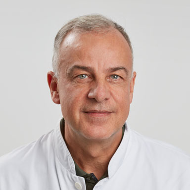 823-dr-med-bruno-studer